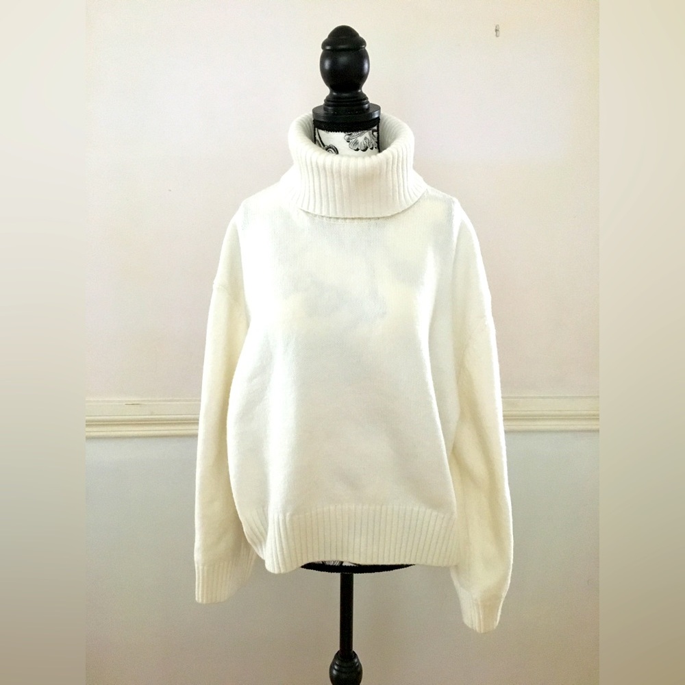 H&M oversized sweater